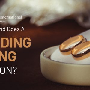 What Hand Does a Wedding Ring Go On?