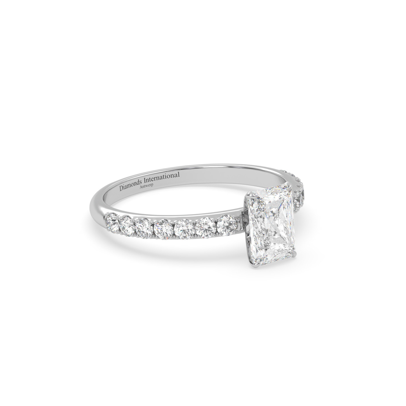 18k white gold  radiant diamond engagament ring with pave band