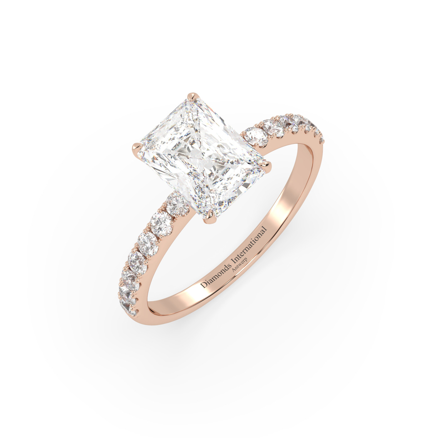 18k rose gold  radiant diamond engagament ring with pave band