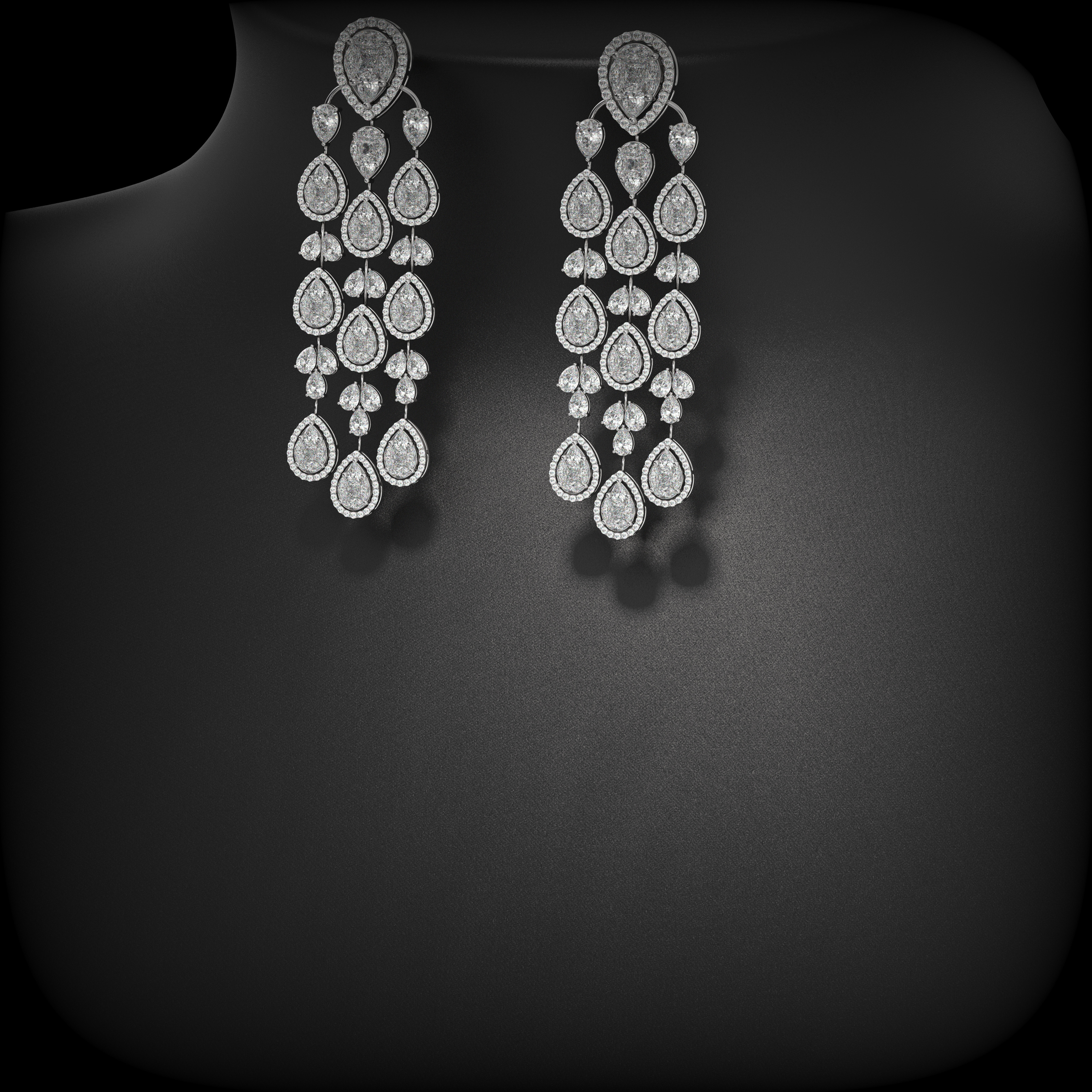 18k white gold  earrings with sparkling pear-cut diamonds