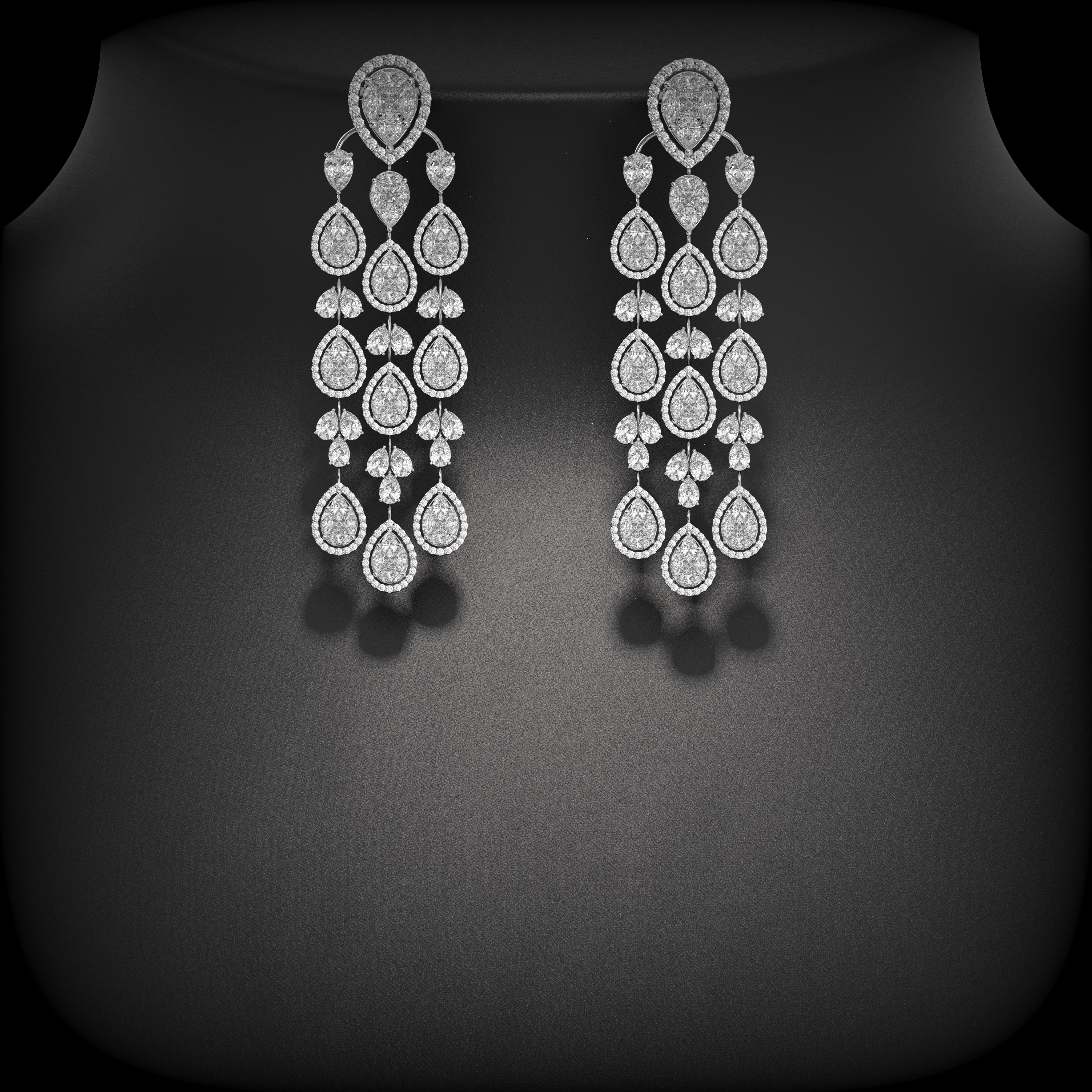 18k white gold  earrings with sparkling pear-cut diamonds