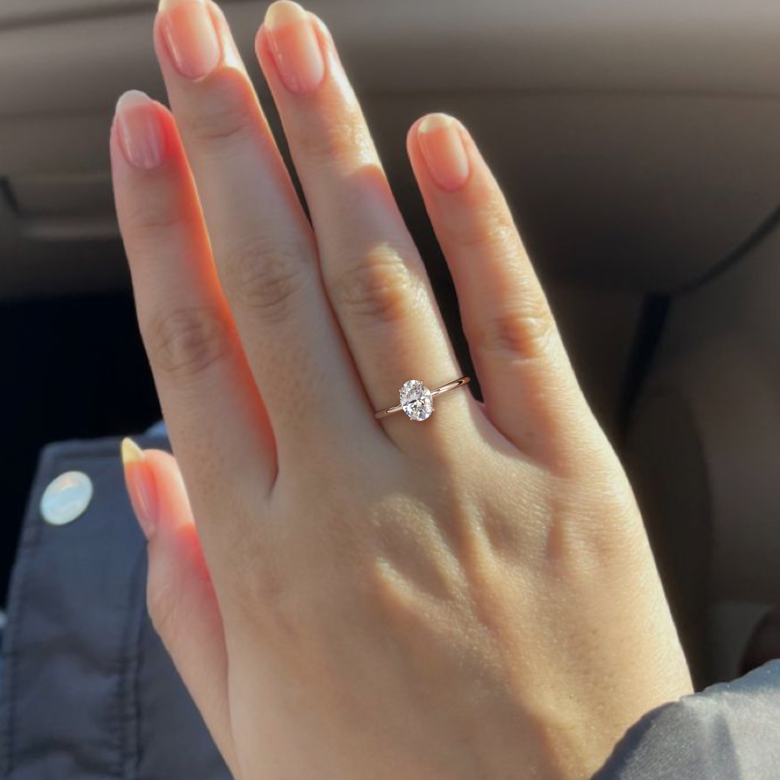18k or rose  bague solitaire avec diamant ovale de 1 à 0 carats